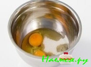 вбейте яйца - фото