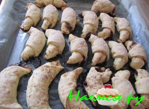 Достаньте рогалики из духовки - фото