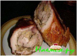 Рулет из говядины с грибами