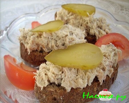 Куриная печень под апельсиновым соусом с каперсами