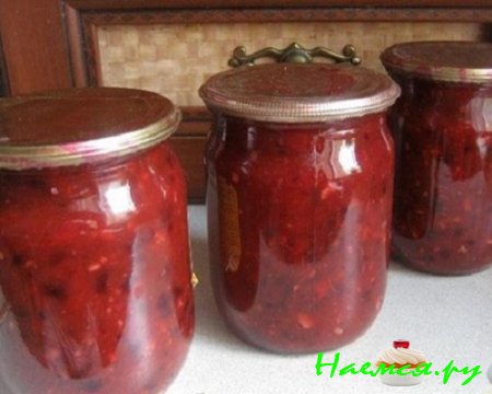 Сливовая аджика