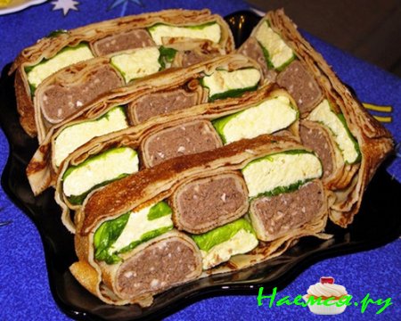 Блинная закуска "Шахматы"