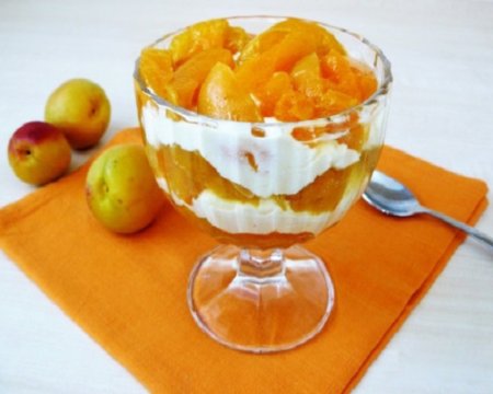 Творожный десерт с абрикосами