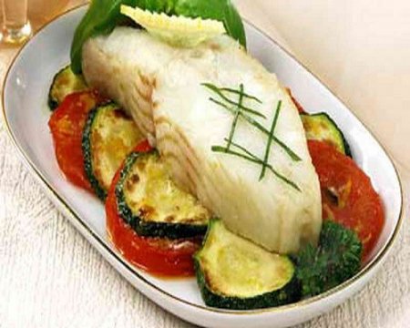 Палтус с овощами