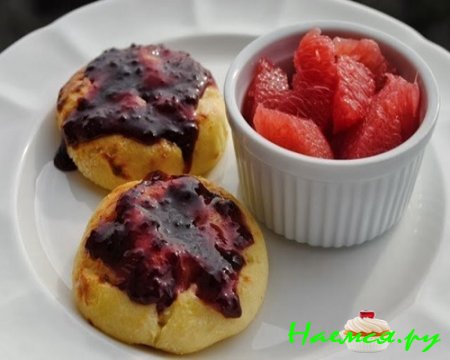 Низкокалорийные сырники в духовке