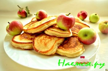 Яблочные блины