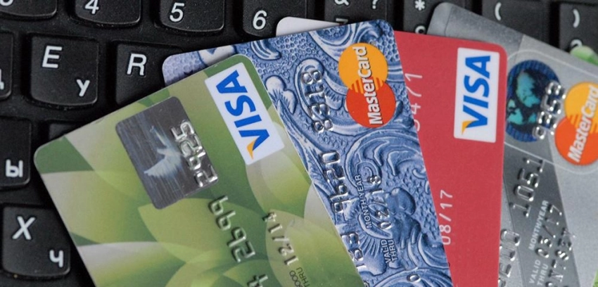 Как оформить кредитную карту с моментальным решением: ТОП-5 выгодных предложений